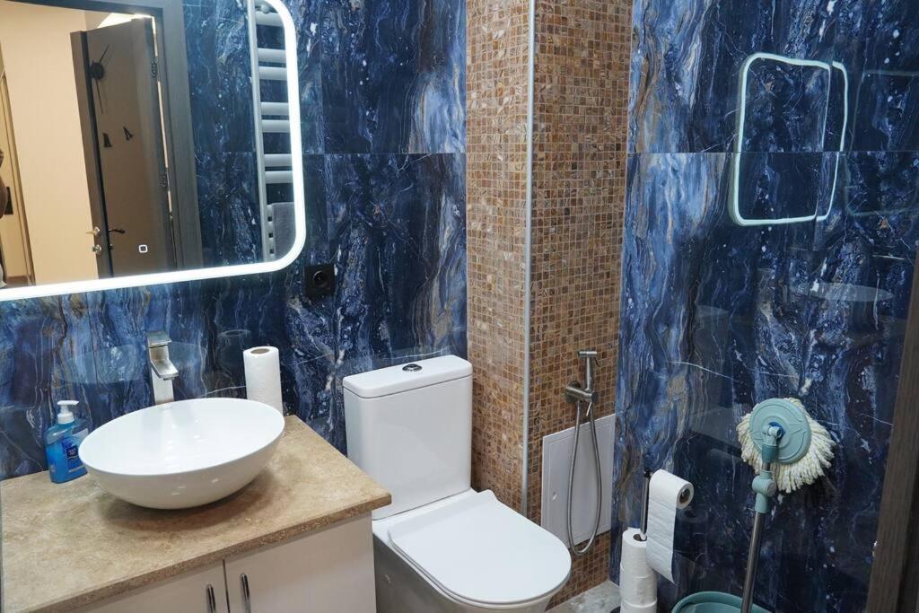 Lovely, Newly Remodeled Apartment In Yerevan! Extérieur photo